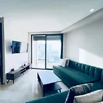 The View Apartment Near Casa Voyageurs